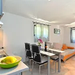 Vesna 1642 Daire