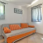 Vesna 1642 Pula