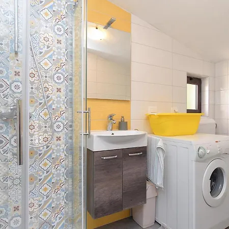Apartament Vesna 1642 Pula