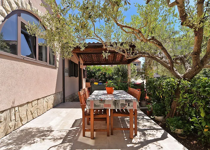 아파트 Vesna 1642 풀라