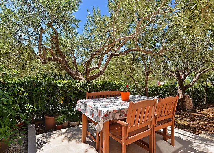 아파트 Vesna 1642