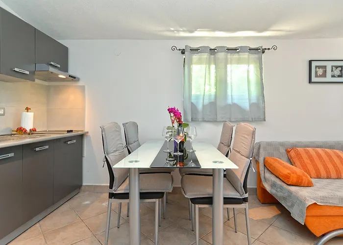 Vesna 1642 Apartman *