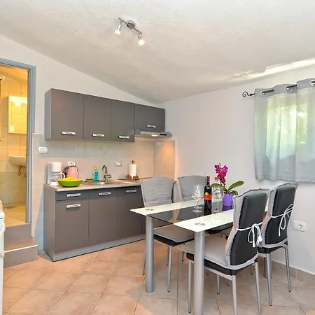 Vesna 1642 Apartment Pula